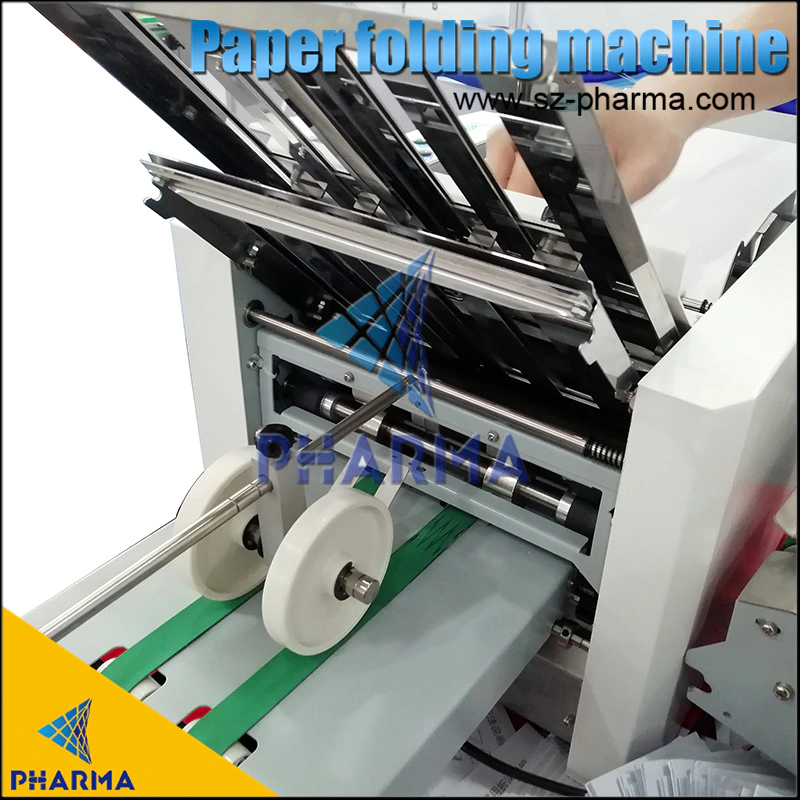 Industrial pharmaceutical leaflets folding machine