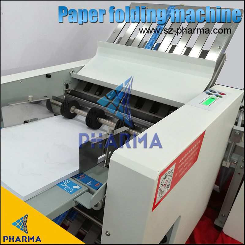 Industrial pharmaceutical leaflets folding machine