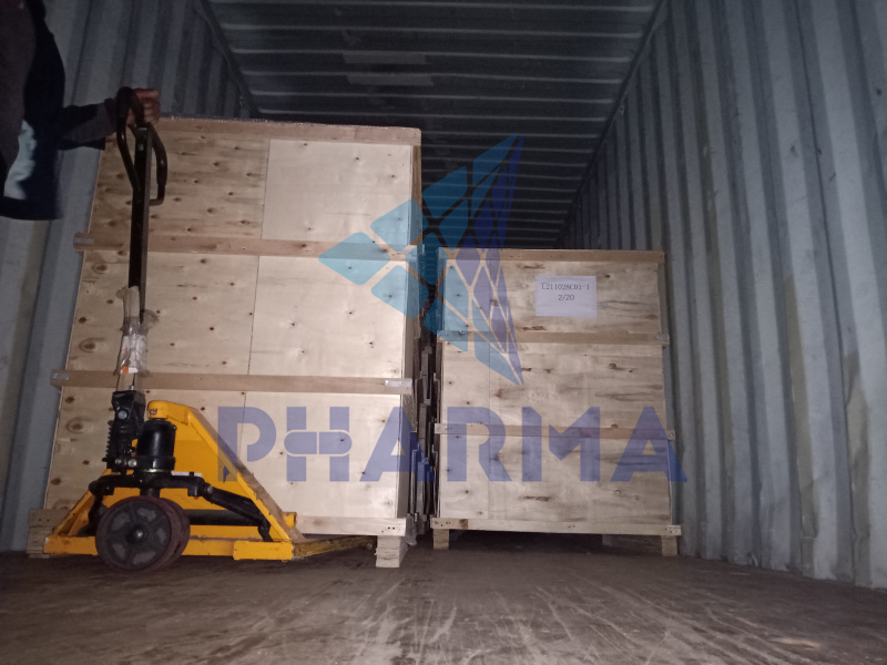 news-Christmas Gifts Are Being Delivered-PHARMA-img-1